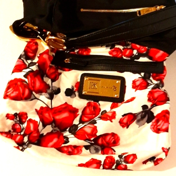 JKP PARIS 75.      Smoke free home - Picture 3 of 7